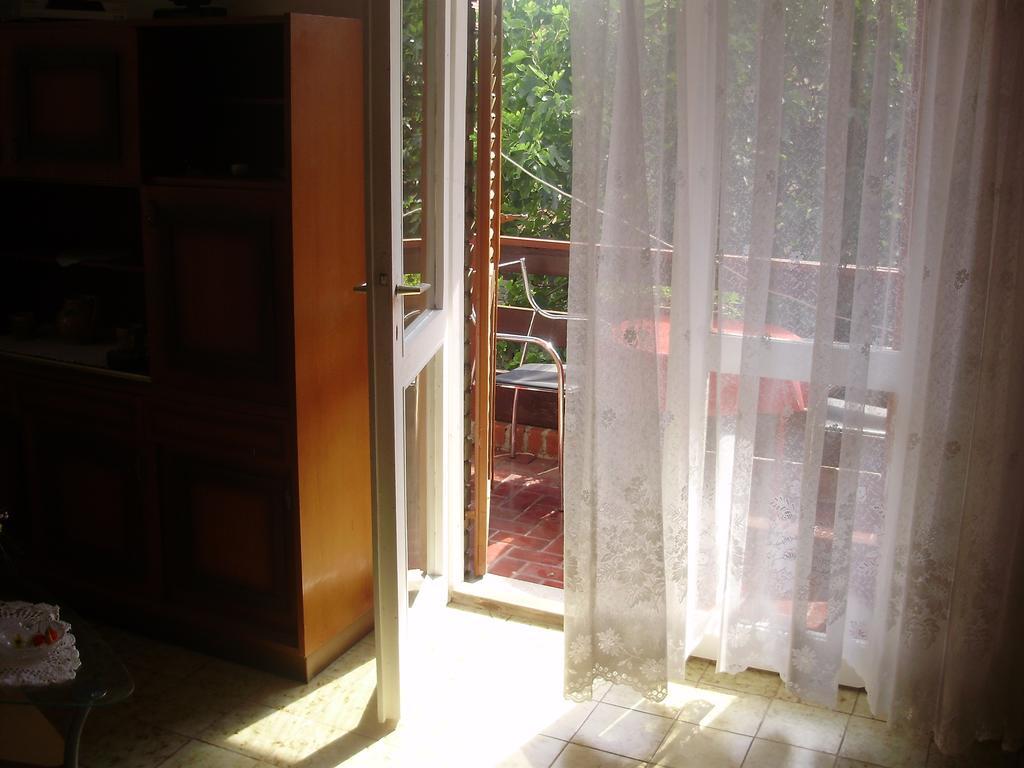Apartments Draga Zaboric Bilik gambar