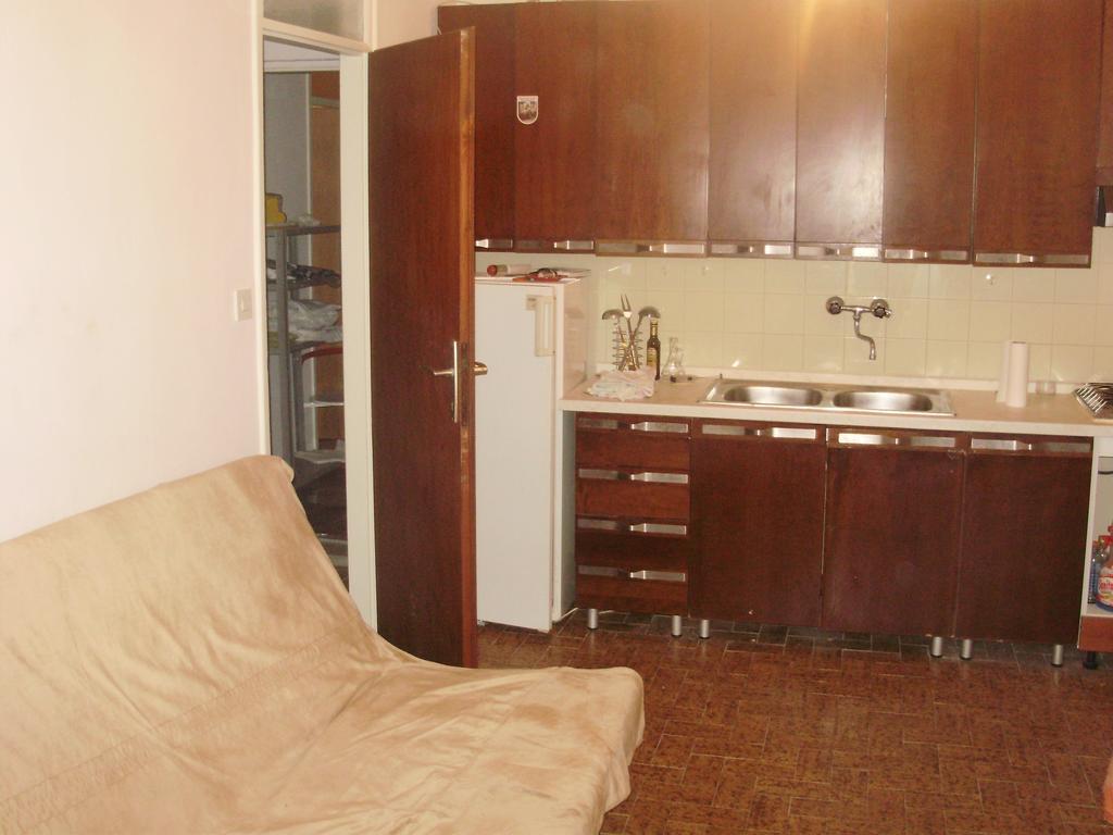 Apartments Draga Zaboric Bilik gambar